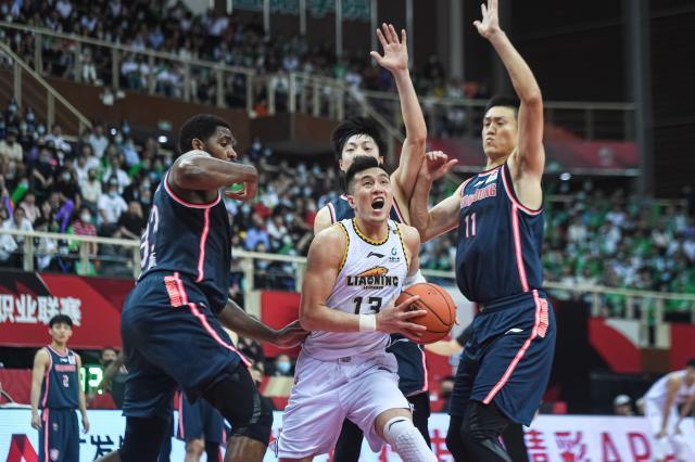 完美世界竞技体验-CBA大决战今晚打响 辽宁广东究竟谁能登顶？
