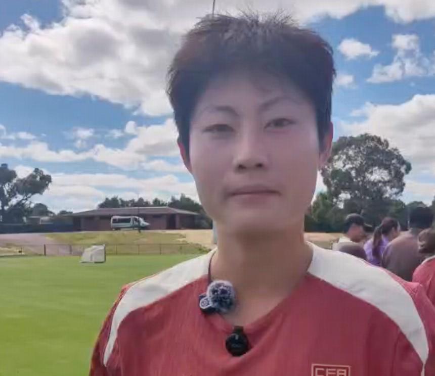 完美世界对战平台-袁丛:战胜朝鲜对球队很关键;在澳大利亚踢球是去欧洲的跳板